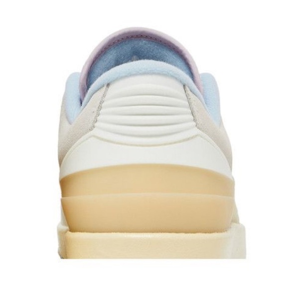 Nike air Jordan 🔥2 
‘ look, up in the air’
NWOT - Picture 17 of 17